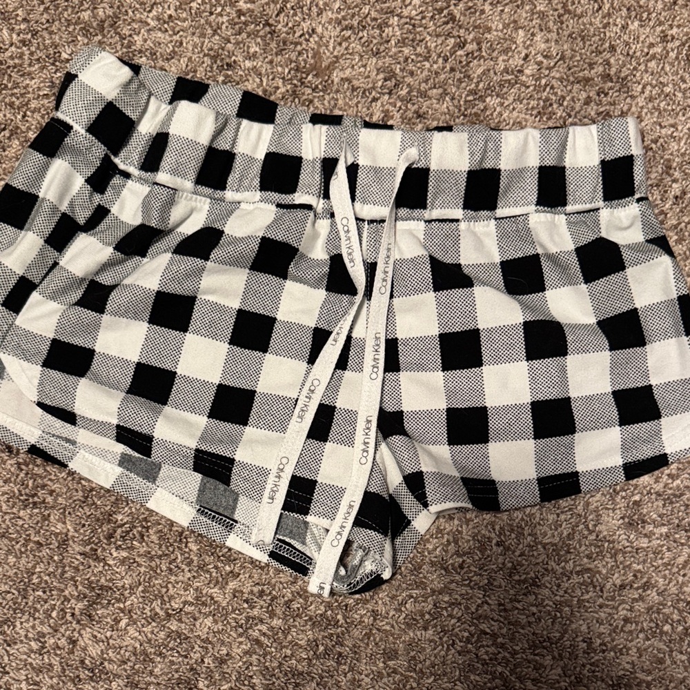 Calvin Klein Women's Black and White Plaid Shorts